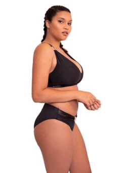 Bikini-Slip "Beverly" | Schwarz-gold Shiny -Outlet COSABELLA Store Beverly shiny Shop Nuri DSC08143 finish Shop2Q4JUwXFGPJLW 1280x1280