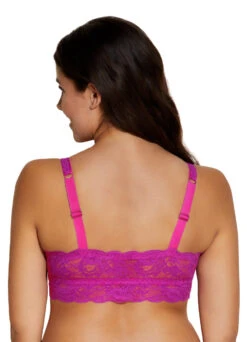 Cosabella Curvy Sweetie Bralette "Never Say Never" | Pink -Outlet COSABELLA Store Curvy Sweetie Bralette Never Say Never pink Model hinten min 1280x1280