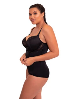 Body Mit Bügel "Gala" | Schwarz 13 Body Mit Bügel "Gala" | Schwarz -Outlet COSABELLA Store Gala schwarz Shop Nuri DSC07565 Shop 1280x1280