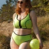 Bikinitop "Surf Neoprene" | Neongelb 1 Bikinitop "Surf Neoprene" | Neongelb -Outlet COSABELLA Store Neoprene Candice Image11 ohne Tattoos Shop min 1280x1280