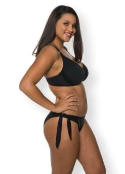 Tanga "Swim" | Schwarz 10 Tanga "Swim" | Schwarz -Outlet COSABELLA Store Tanga Bikini Bottom schwarz side min 1280x1280